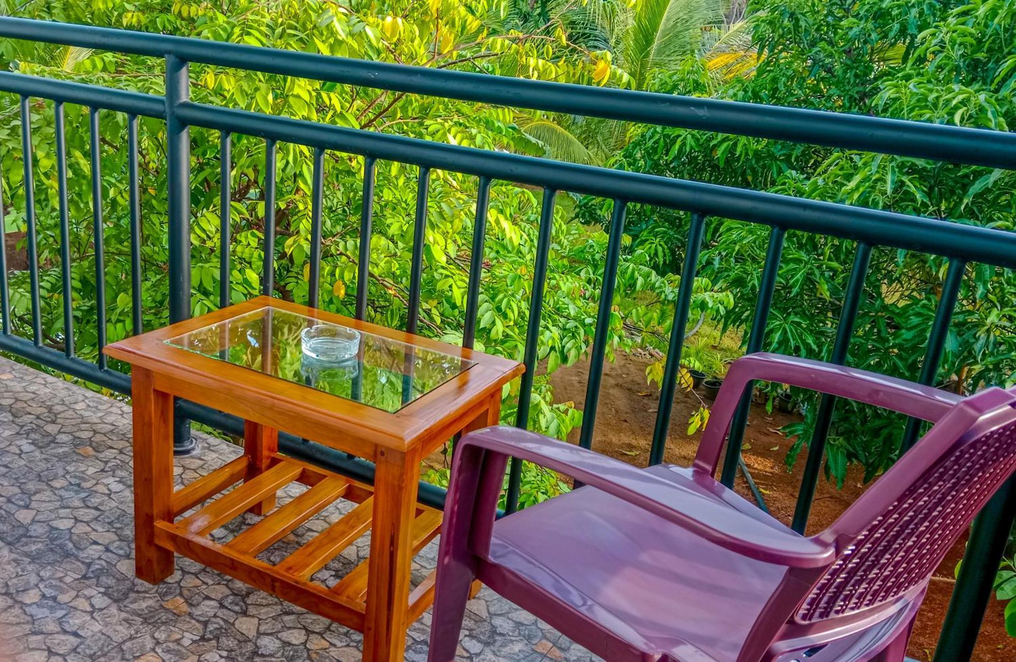Dew Ashi Homestay Sigiriya Bagian luar foto