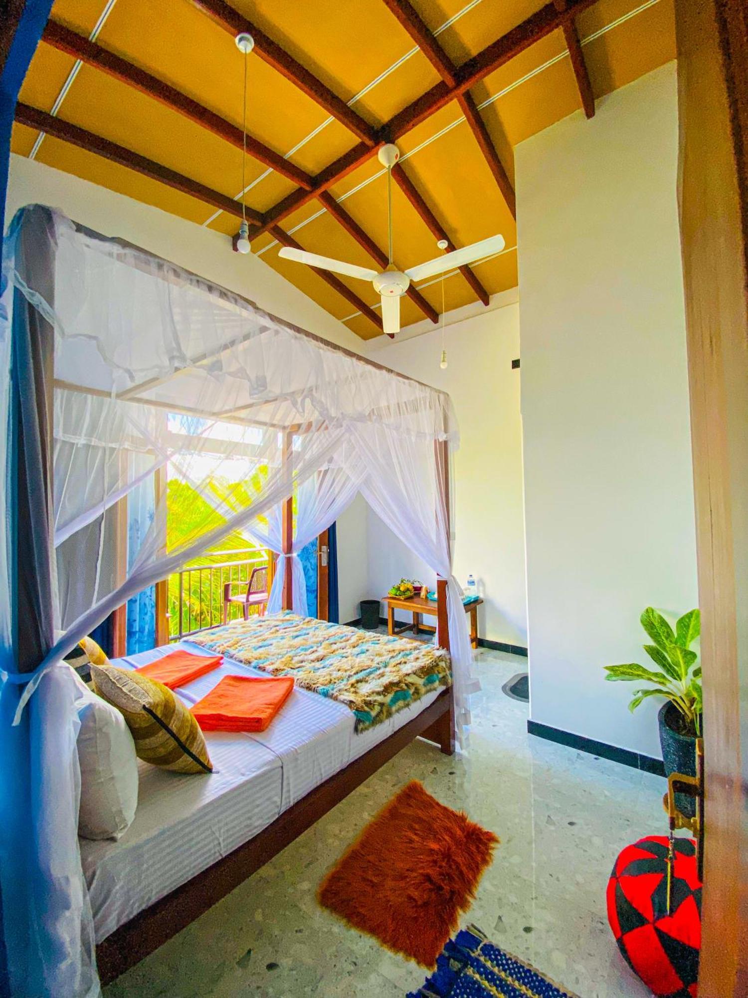 Dew Ashi Homestay Sigiriya Bagian luar foto