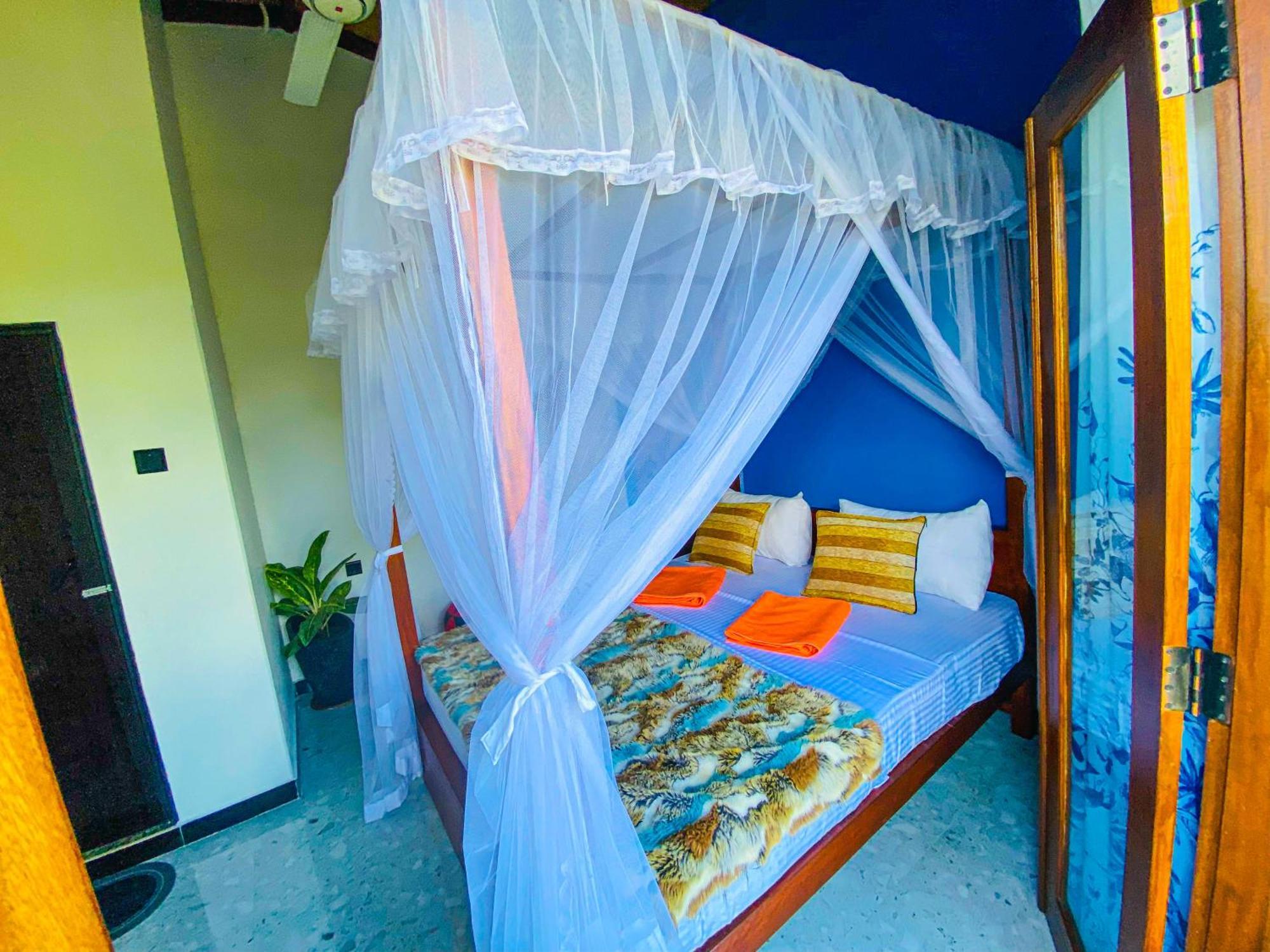 Dew Ashi Homestay Sigiriya Bagian luar foto